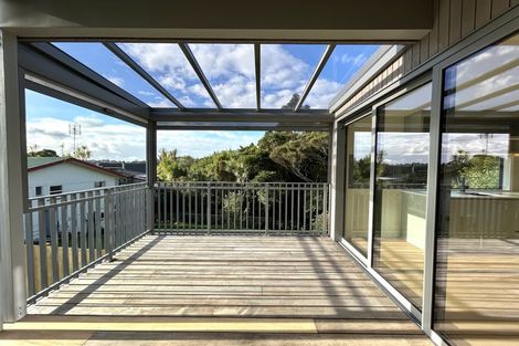Photo of property in 93a Verran Road, Birkenhead, Auckland, 0626