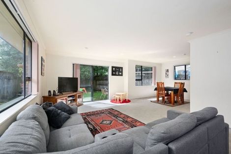 Photo of property in 19 Webb Place, Papamoa Beach, Papamoa, 3118