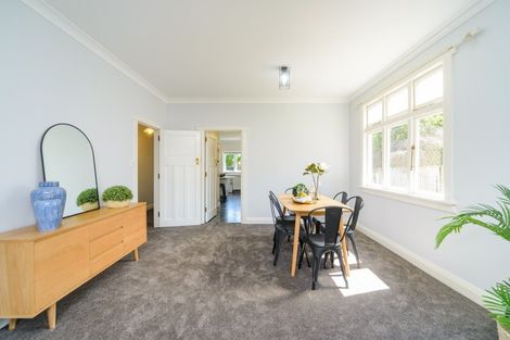 Photo of property in 35 Florence Avenue, Palmerston North, 4414