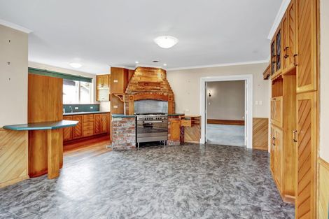 Photo of property in 58 Collins Street, Hawera, 4610