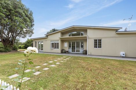 Photo of property in 15 Tarahunga Road, Levin, 5571