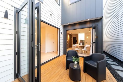 Photo of property in 4c Lyford Crescent, Sunnynook, Auckland, 0620