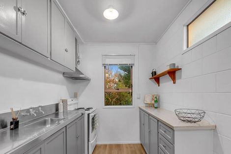 Photo of property in 4/12 Thornley Street, Titahi Bay, Porirua, 5022