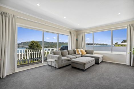 Photo of property in 10 Inlet View, Titahi Bay, Porirua, 5022