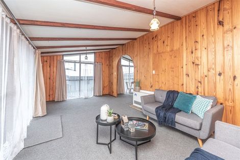 Photo of property in 24 Karyn Street, Castlecliff, Whanganui, 4501