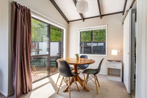 Photo of property in 1/10 Morton Avenue, Forrest Hill, Auckland, 0620