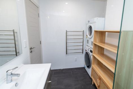 Photo of property in Fountain Court, 16/48 Oriental Parade, Oriental Bay, Wellington, 6011