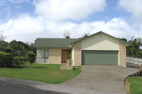 Photo of property in 3 Bass Street, West Harbour, Auckland, 0618
