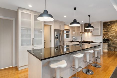 Photo of property in 96 The Drive, Paraparaumu Beach, Paraparaumu, 5032