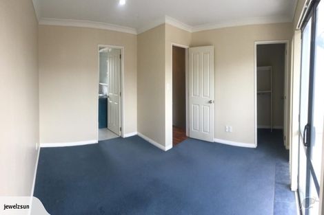 Photo of property in 2/49 College Road, Northcote, Auckland, 0627