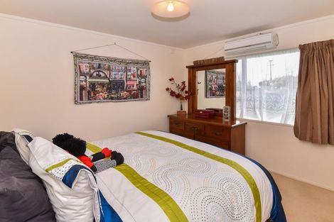 Photo of property in 1/462 Great South Road, Opaheke, Papakura, 2113