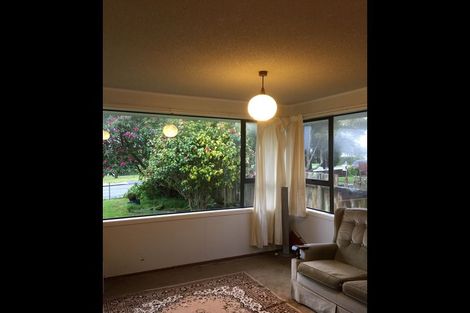 Photo of property in 34 Kirrie Avenue, Te Atatu South, Auckland, 0610