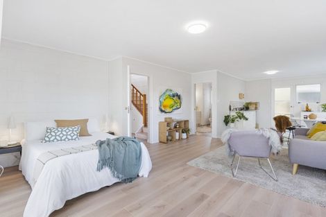 Photo of property in 90 Seabrook Avenue, New Lynn, Auckland, 0600