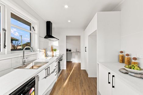 Photo of property in 35 Eureka Street, Aranui, Christchurch, 8061