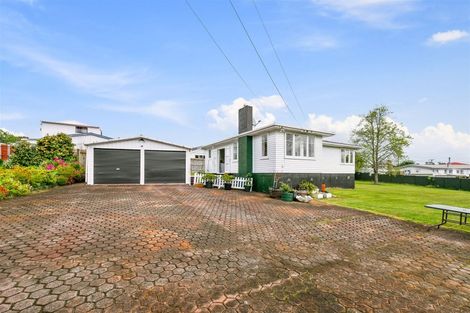 Photo of property in 24 Addison Street, Blockhouse Bay, Auckland, 0600