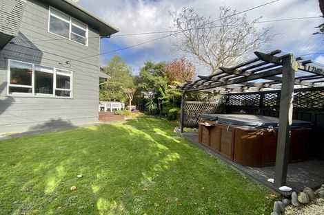 Photo of property in 75 Hampden Street, Picton, 7220