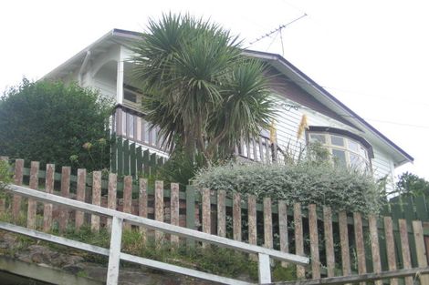 Photo of property in 15 Houghton Bay Road, Houghton Bay, Wellington, 6023