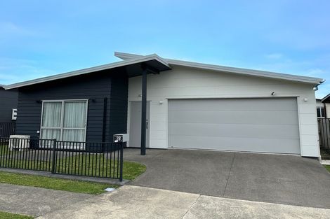 Photo of property in 28 Ridgedale Crescent, Flagstaff, Hamilton, 3210