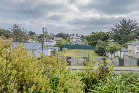 Photo of property in 106 Kahukura Avenue, Waitarere Beach, Levin, 5510