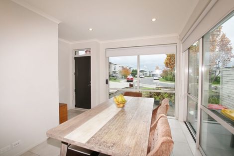 Photo of property in 39 Costa Viva Crescent, Karaka, Papakura, 2113