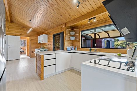 Photo of property in 12 Channing Crescent, Botany Downs, Auckland, 2010