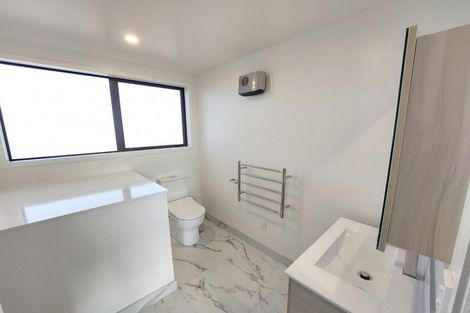 Photo of property in 5/59 Neil Avenue, Te Atatu Peninsula, Auckland, 0610