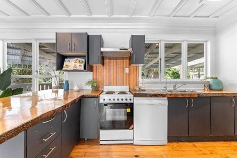 Photo of property in 146 Pooks Road, Swanson, Auckland, 0612