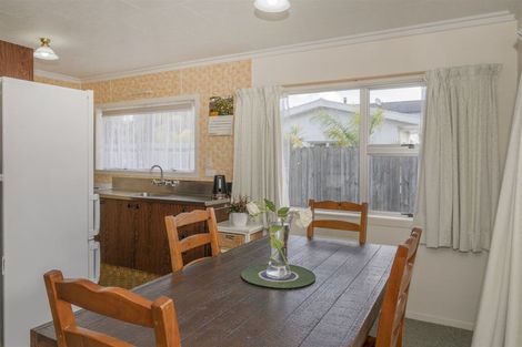 Photo of property in 8 Hamilton Crescent, Whitianga, 3510