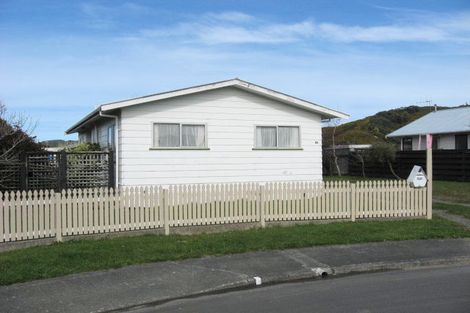 Photo of property in 17 Weymouth Grove, Wainuiomata, Lower Hutt, 5014