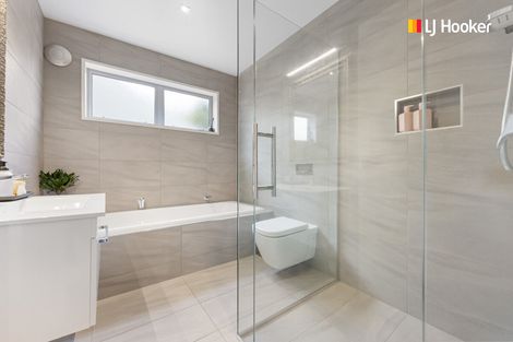 Photo of property in 63 Cliffs Road, Saint Clair, Dunedin, 9012