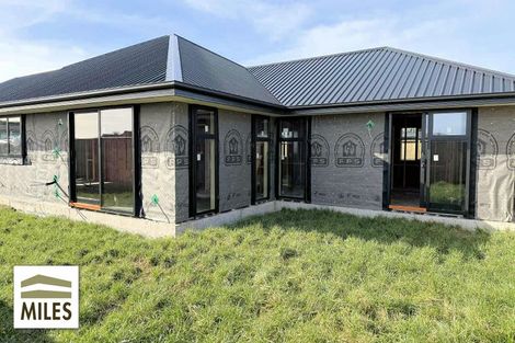 Photo of property in 4 Lorenzos Lane, Halswell, Christchurch, 8025