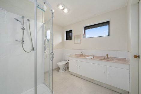 Photo of property in 53 Railway Terrace, Ohau, Levin, 5570