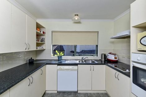 Photo of property in 43 Landvale Court, Browns Bay, Auckland, 0630