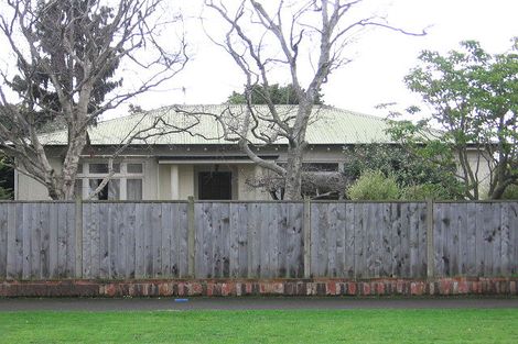 Photo of property in 51 Marne Street, Hokowhitu, Palmerston North, 4410