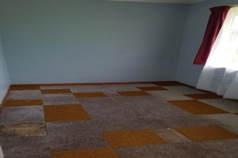 Photo of property in 6 Hadfield Street, Beach Haven, Auckland, 0626