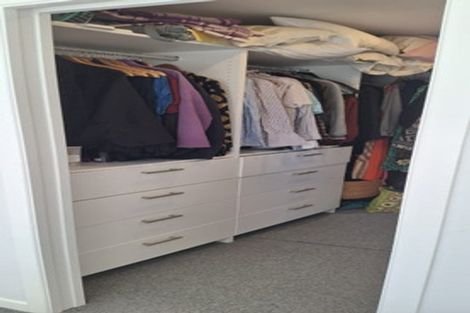 Photo of property in 117 Tiroroa Avenue, Te Atatu South, Auckland, 0610