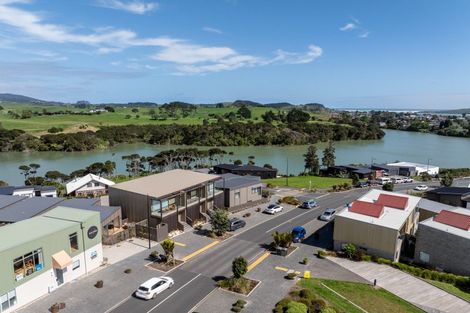 Photo of property in 9 Pekapeka Street, Raglan, 3225