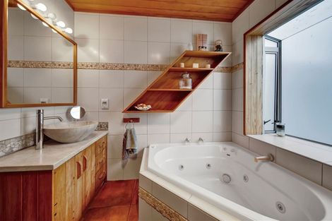 Photo of property in 15 Dives Avenue, Hawera, 4610