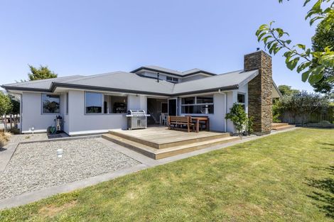 Photo of property in 22 Smith Street, Lepperton, New Plymouth, 4373