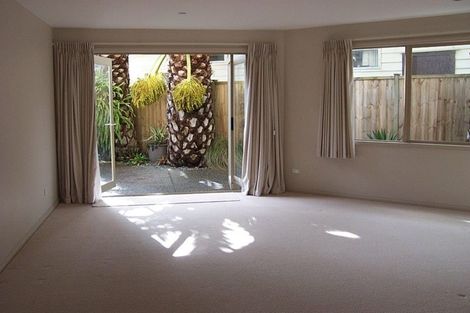 Photo of property in 34d Waiwera Road, Waiwera, Orewa, 0994