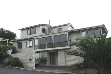 Photo of property in 2/851 Beach Road, Waiake, Auckland, 0630