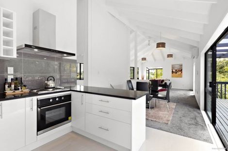 Photo of property in 2/47 Sheridan Drive, New Lynn, Auckland, 0600