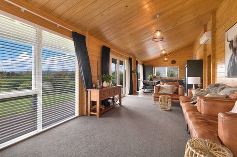 Photo of property in 21 Oxford Street, Waikari, 7420