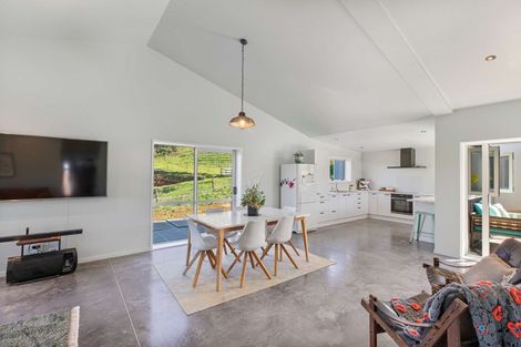 Photo of property in 50 Binns Road, Karioitahi, Waiuku, 2683