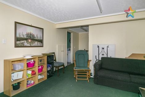 Photo of property in 2/259 Major Drive, Kelson, Lower Hutt, 5010