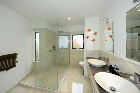 Photo of property in 8 Haineswood Lane, Sockburn, Christchurch, 8042