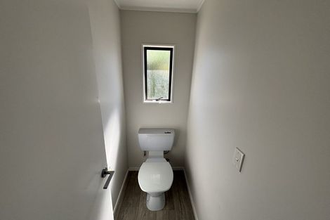 Photo of property in 2a Nukumea Common, Orewa, 0931