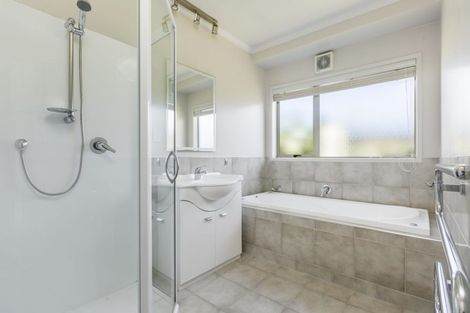 Photo of property in 38 Lax Crescent, Leigh, 0985