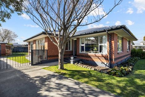 Photo of property in 6 Kingsgate Place, Burnside, Christchurch, 8053