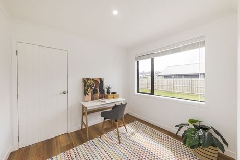 Photo of property in 27 Poplar Grove, Feilding, 4702